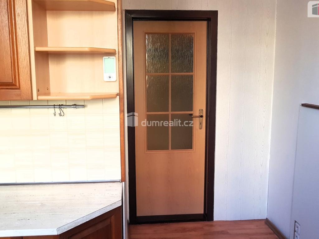 Prodej bytu 3+1 74 m2, Rousínov – náhled fotky 19