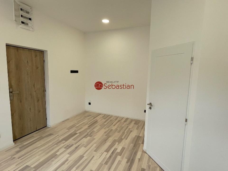 Pronájem bytu 1+kk 17 m2
