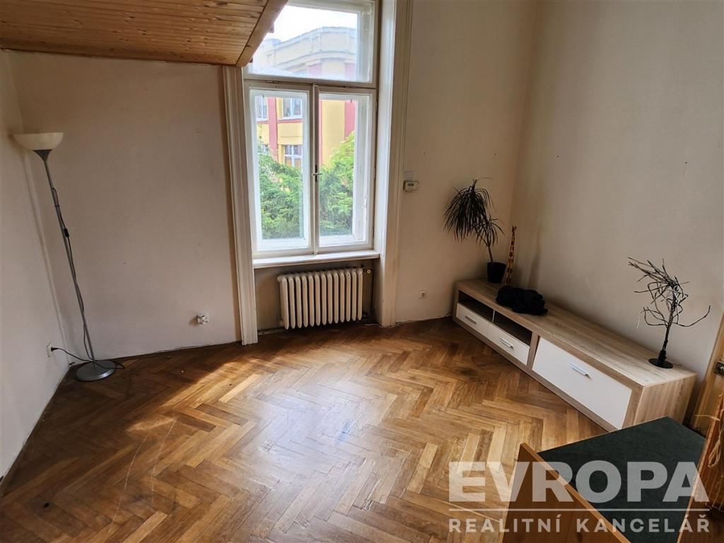 Pronájem bytu 1+kk 30 m2