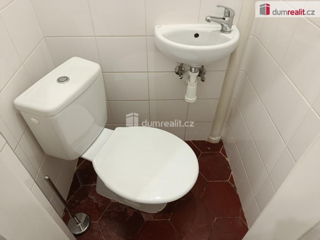 Pronájem bytu 2+kk 50 m2, Praha – náhled fotky 12
