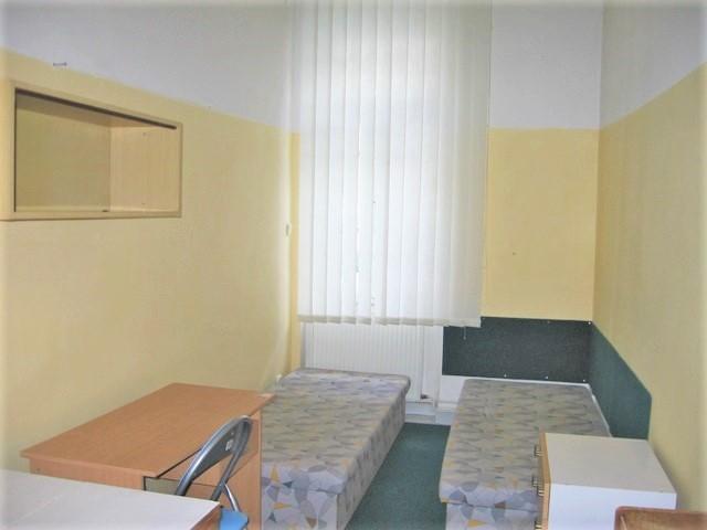 Spolubydelní atypical, Brno - Tábor, 5400 Kč, 70