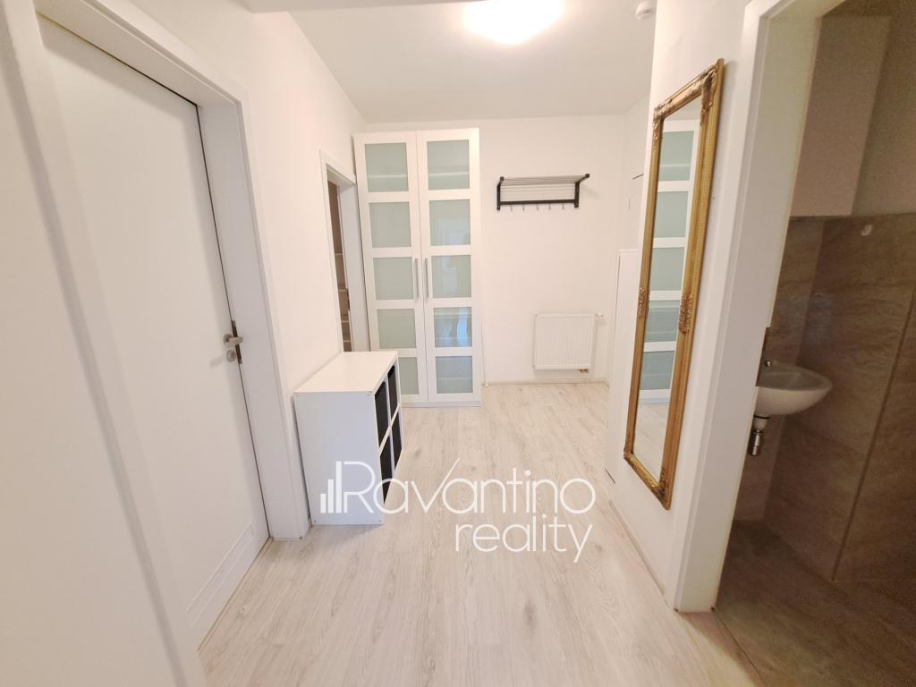 Pronájem bytu 2+kk 64 m2