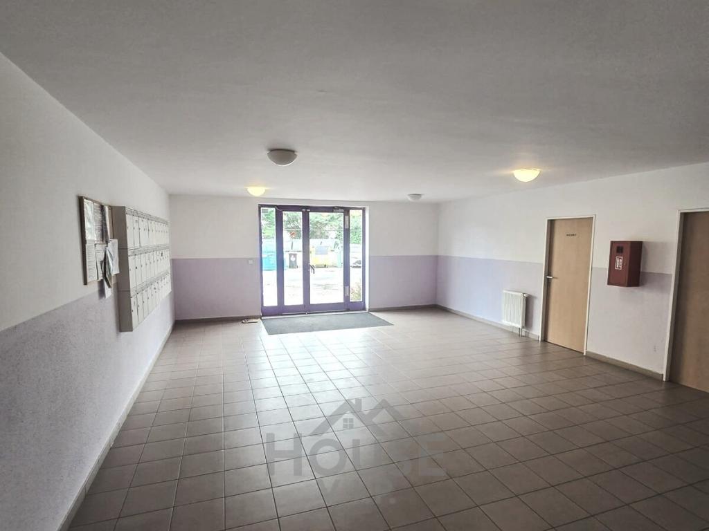 Prodej bytu 2+kk 66 m2, Praha – náhled fotky 15
