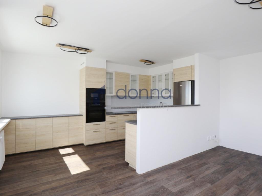 Pronájem bytu 3+kk 68 m2