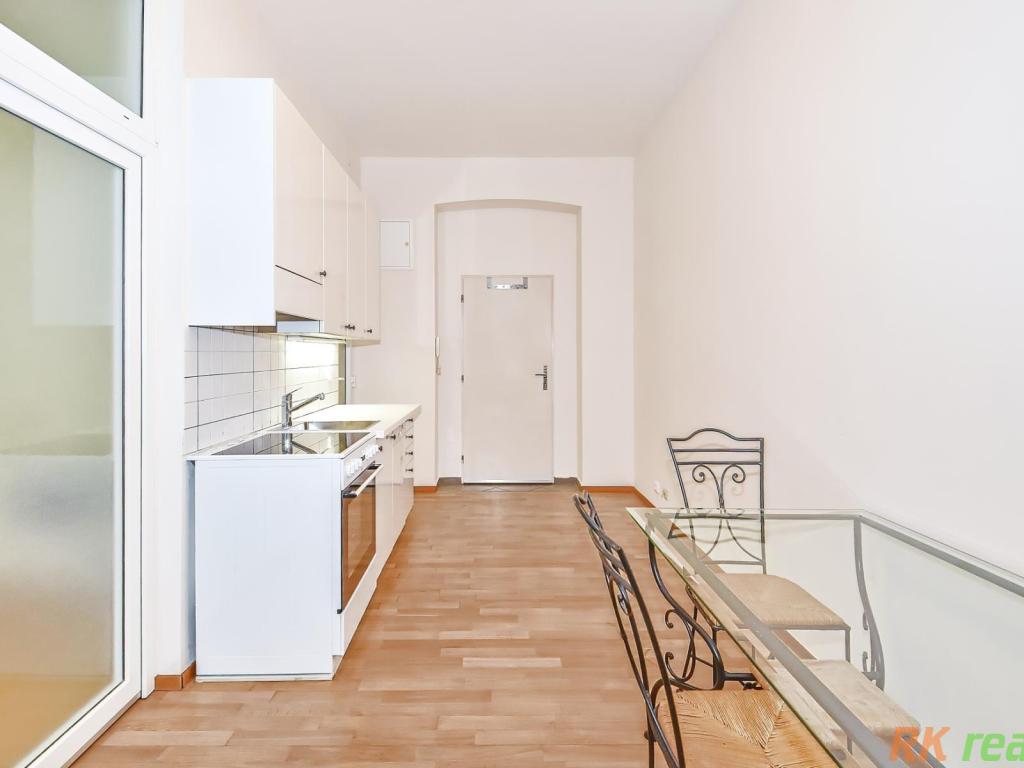 Pronájem bytu 1+1 33 m2, Praha – náhled fotky 3