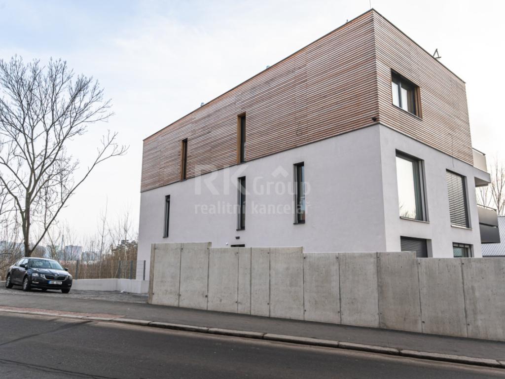 Pronájem bytu 5+kk 109 m2