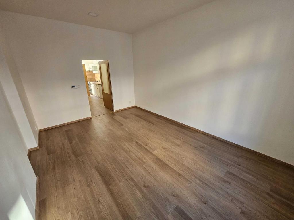 Pronájem bytu 1+1 30 m2