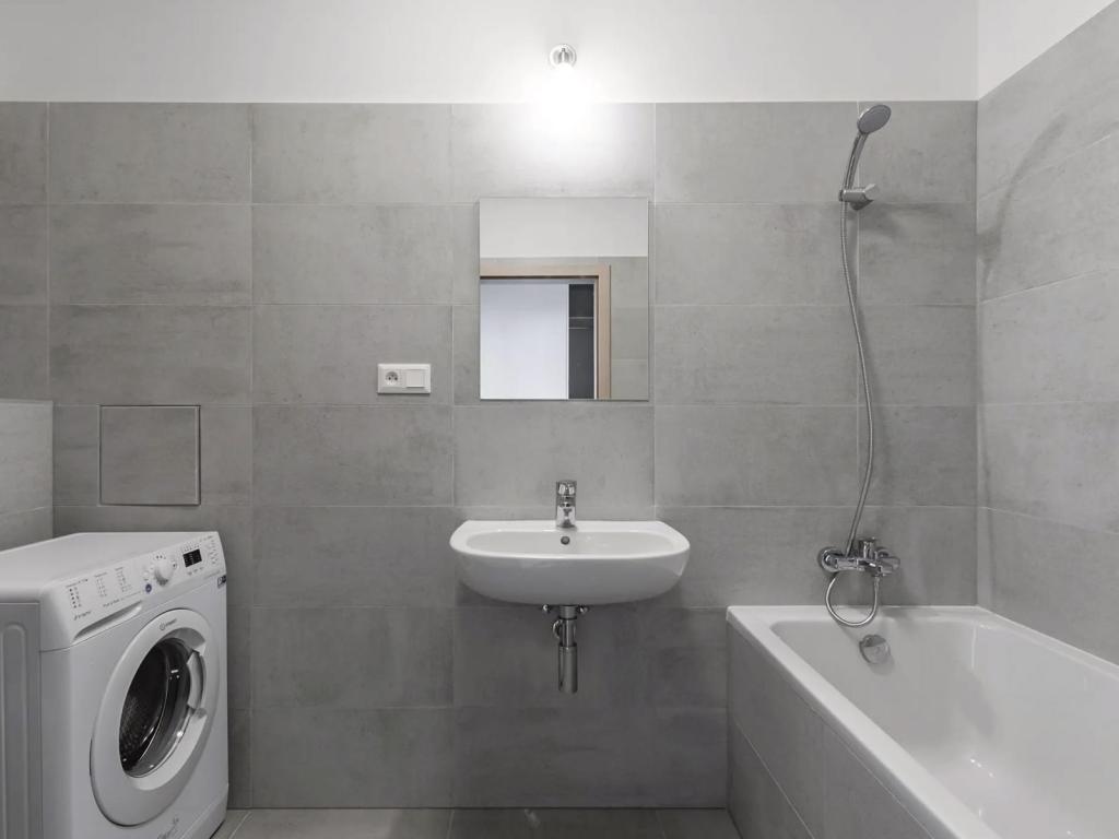 Pronájem bytu 1+kk 32 m2, Praha – náhled fotky 7