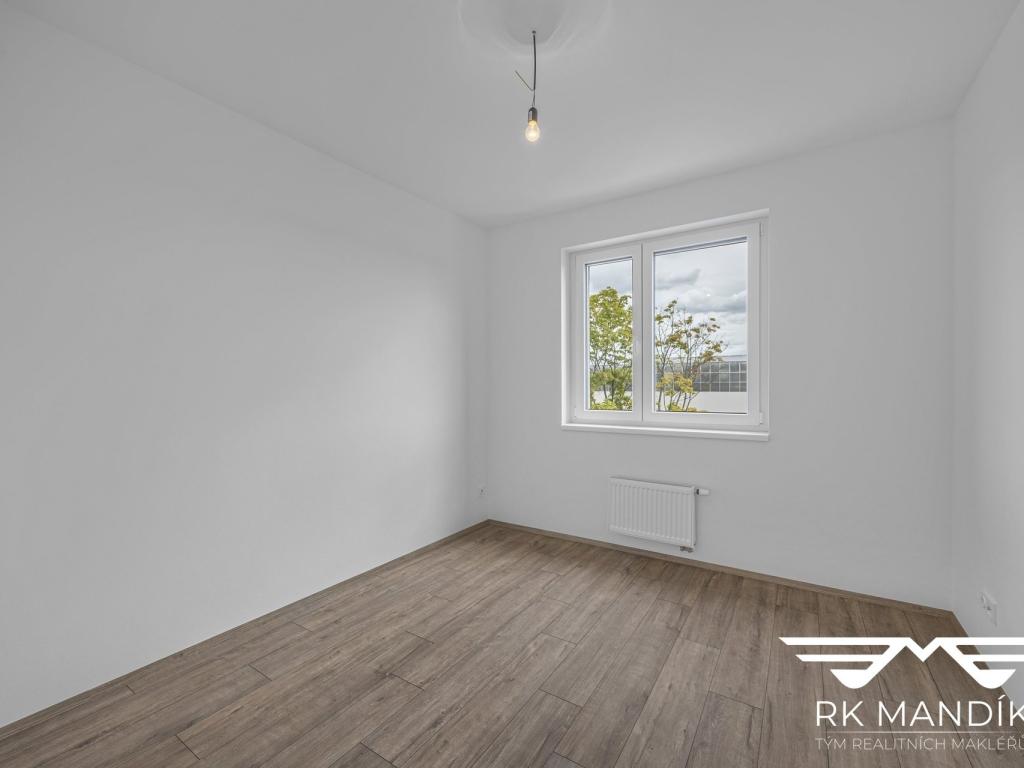 Pronájem bytu 2+kk 45 m2, Praha – náhled fotky 9