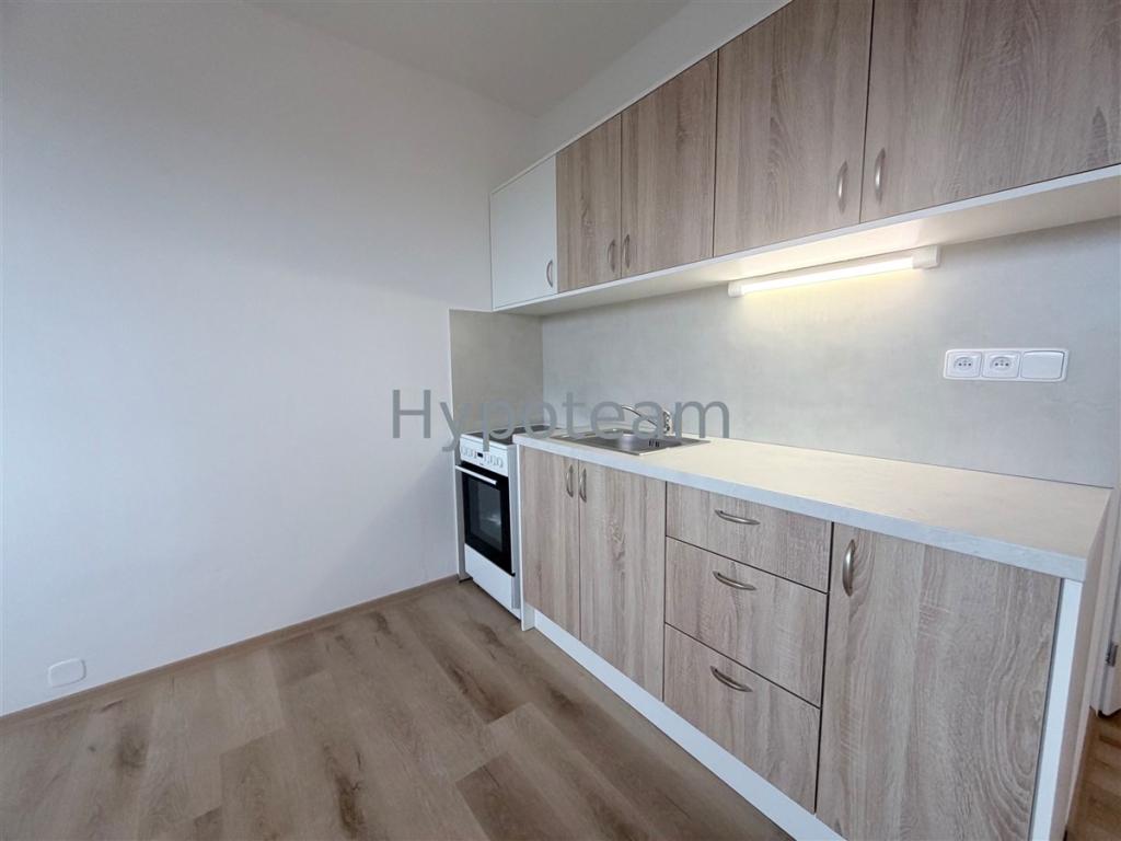 Pronájem bytu 1+1 35 m² – pohled 6