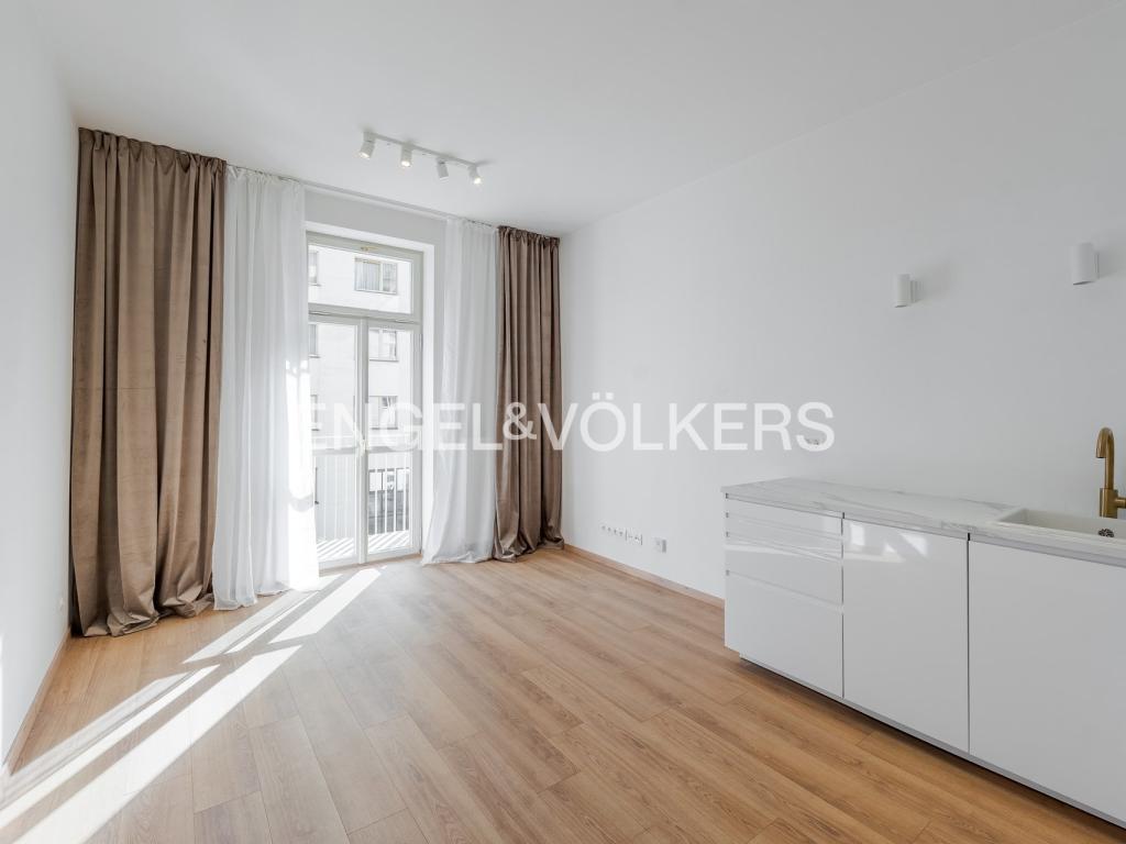 2-room apartment for rent · 45 m² · Praha — 969 €/mo