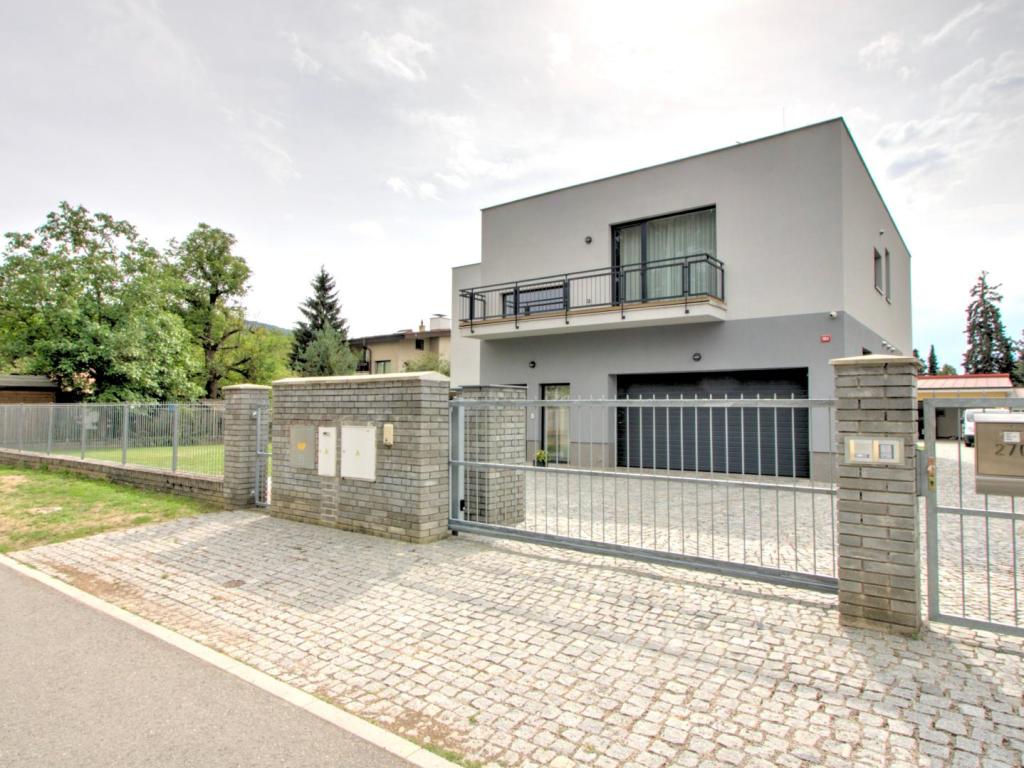 Pronájem bytu 2+kk 70 m2, Dobřichovice – náhled fotky 25