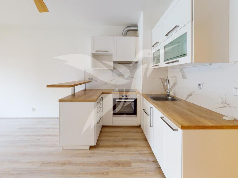 Pronájem bytu 1+kk 32 m2