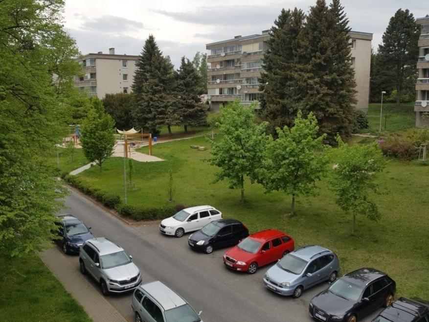 Spolubydleni bytu celý pokoj 75 m2