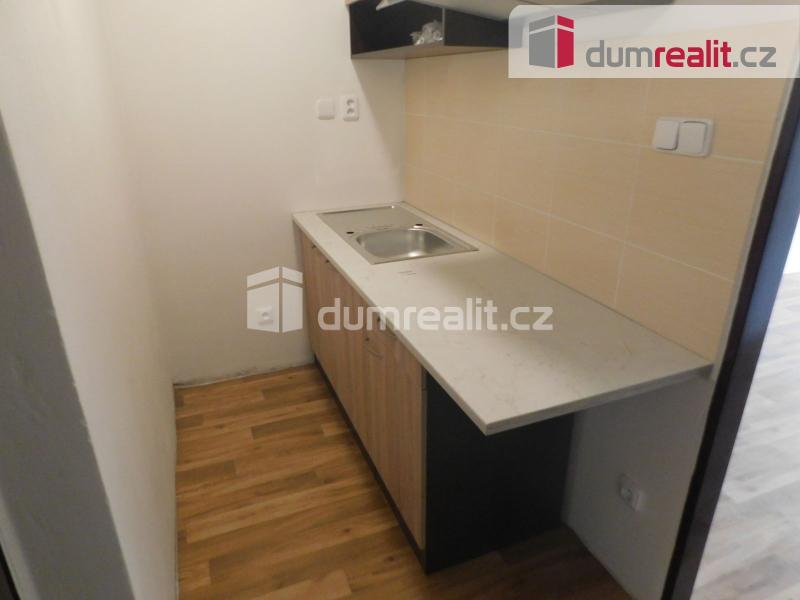 Pronájem bytu 1+1 37 m2