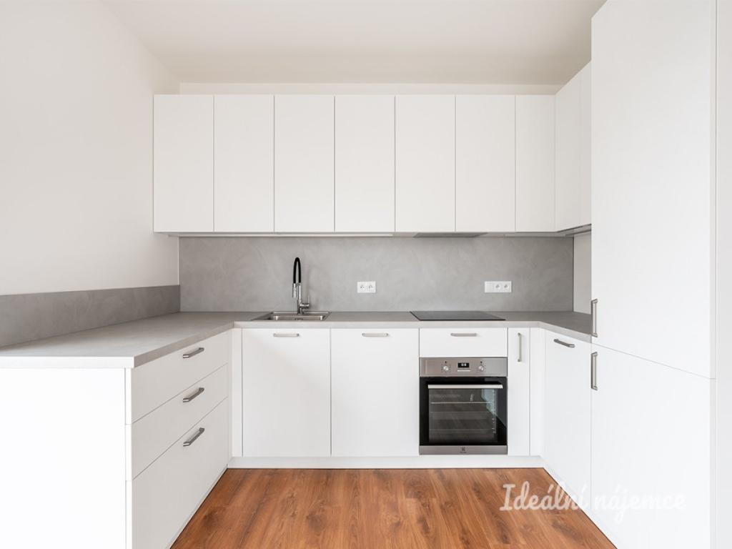 Pronájem bytu 2+kk 65 m2