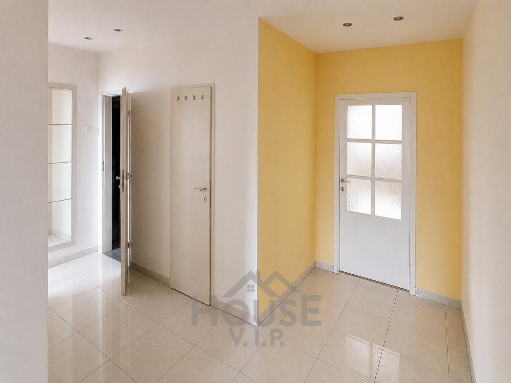 Prodej bytu 3+kk 68 m² - Widok 2