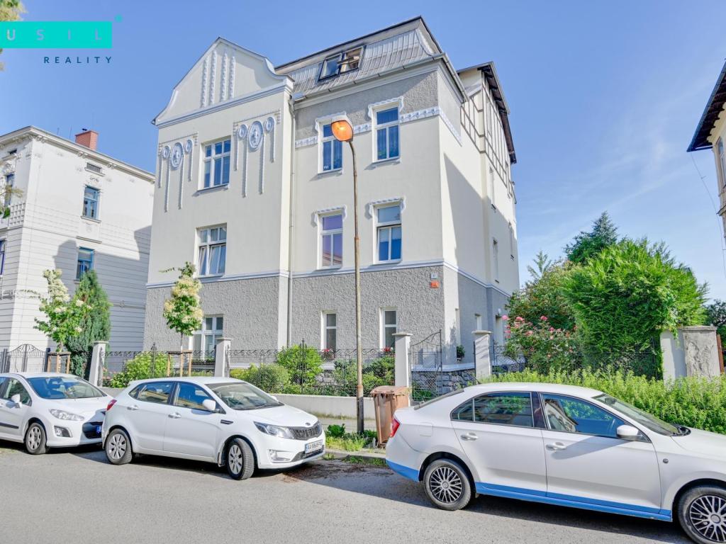 Pronájem bytu 1+kk 35 m2