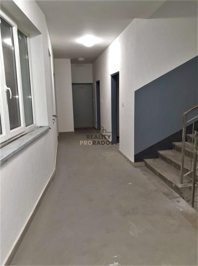 Pronájem bytu 1+kk 37 m2
