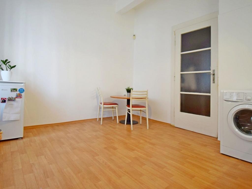 Pronájem bytu 1+1 38 m2