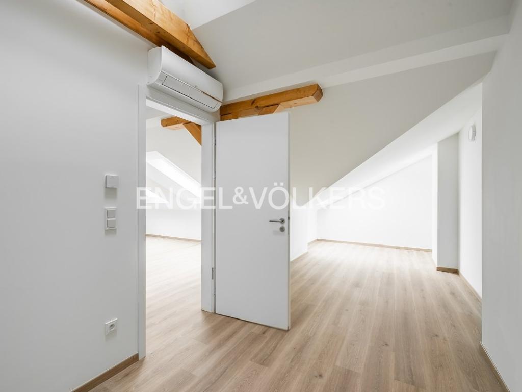 Pronájem bytu 2+kk 63 m2