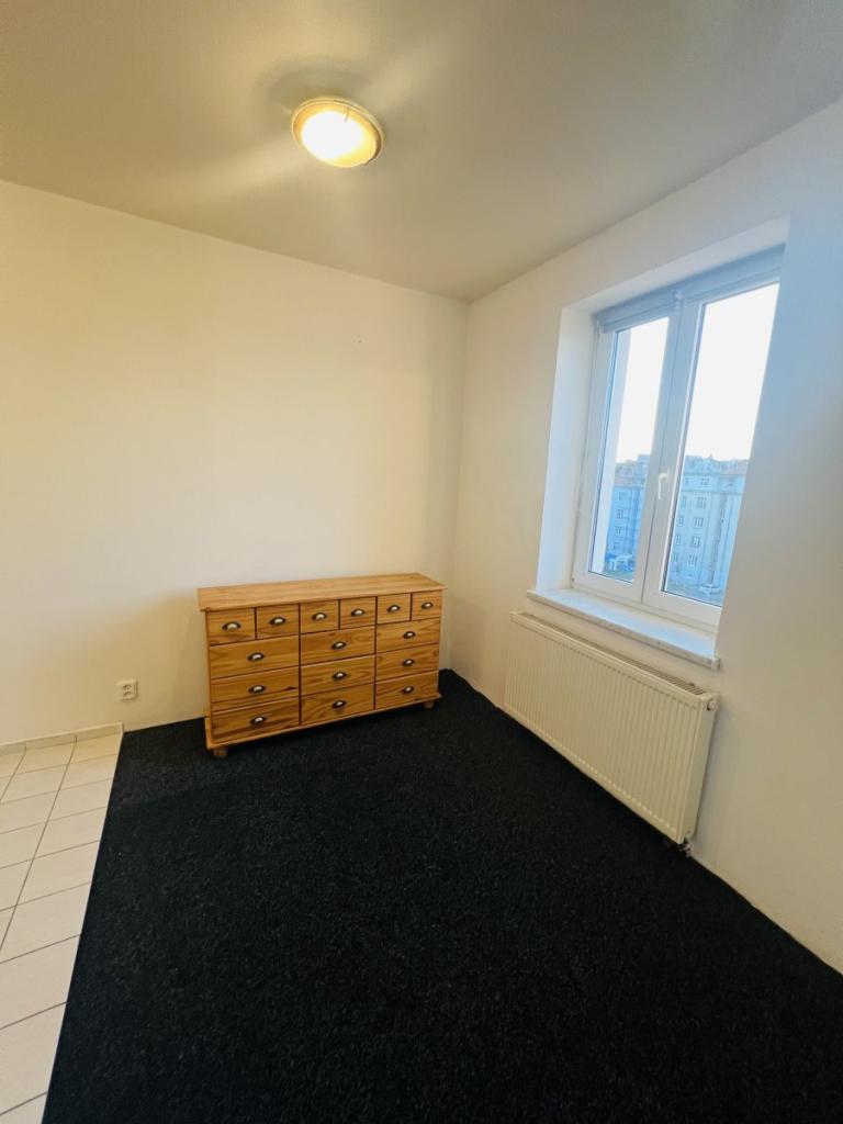 Pronájem bytu 1+kk 38 m2