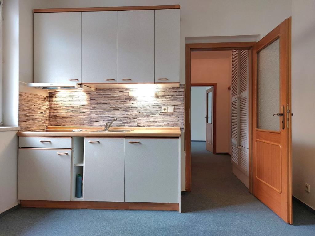 Pronájem bytu 1+1 40 m2