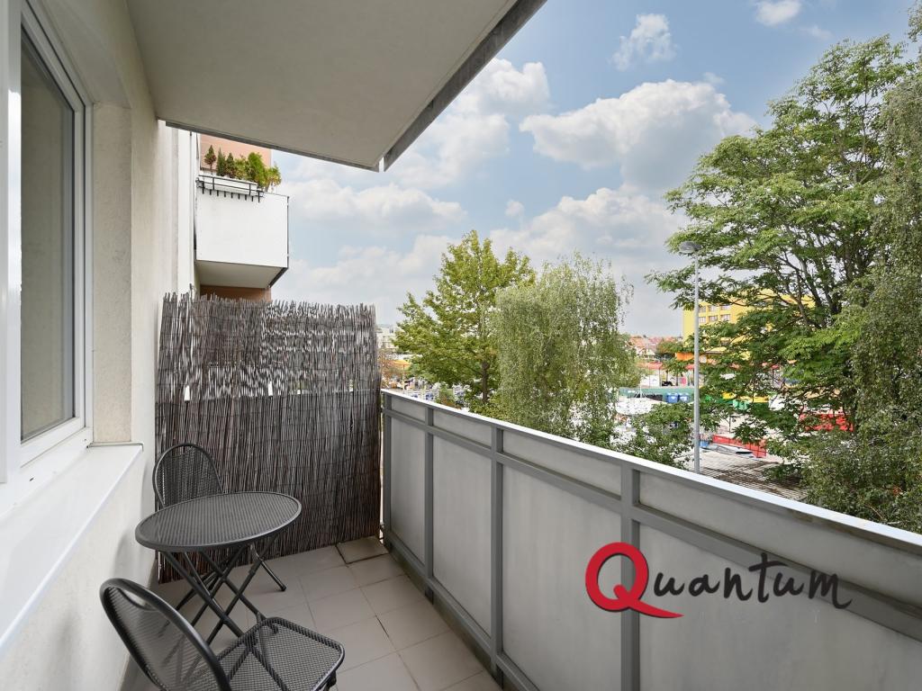 Pronájem bytu 2+kk 57 m2, Praha – náhled fotky 11