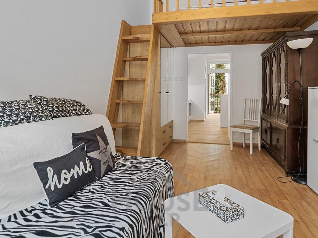 Pronájem bytu 1+1 32 m2