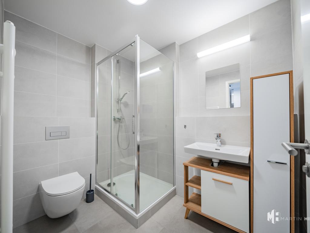 Pronájem bytu 1+kk 35 m2