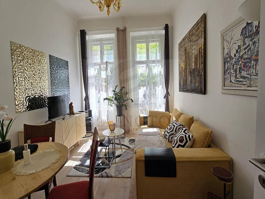 Pronájem bytu 2+kk 39 m2