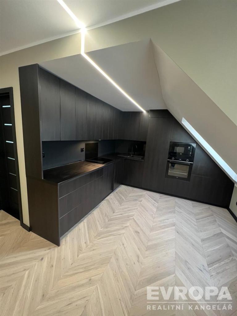 Pronájem bytu 3+kk 71 m2, Opava – náhled fotky 7