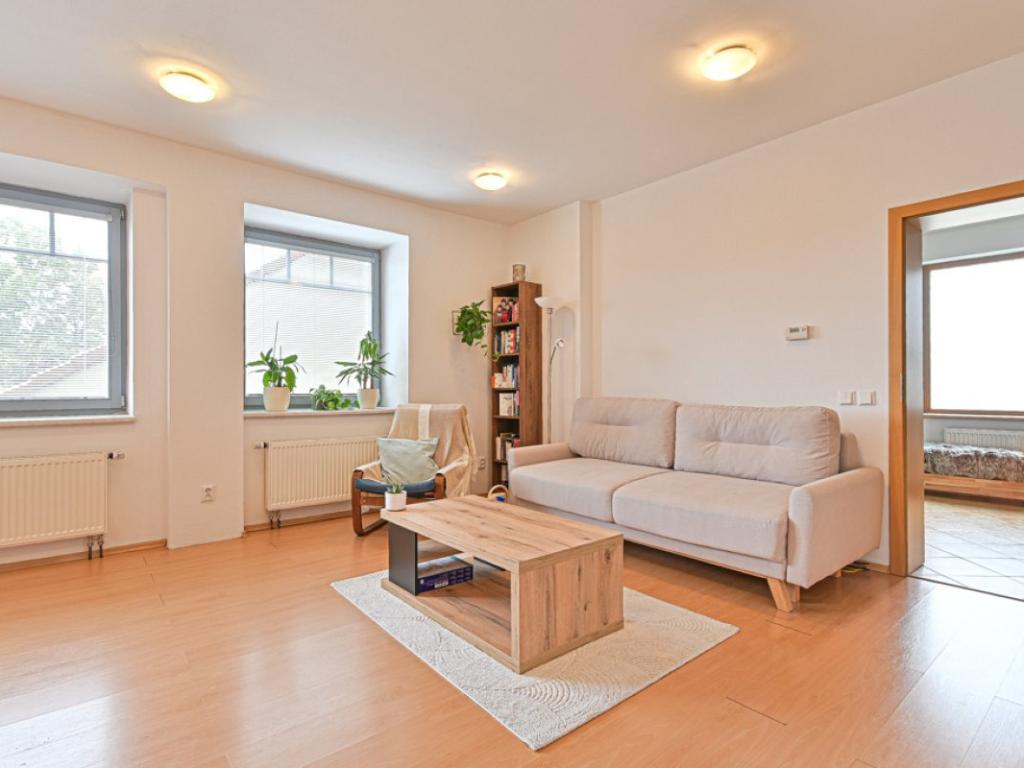 Pronájem bytu 2+kk 61 m2