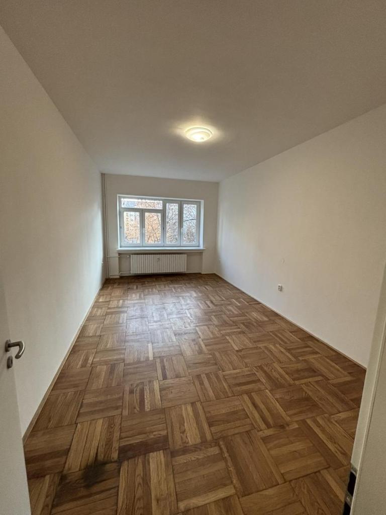 Listing 2