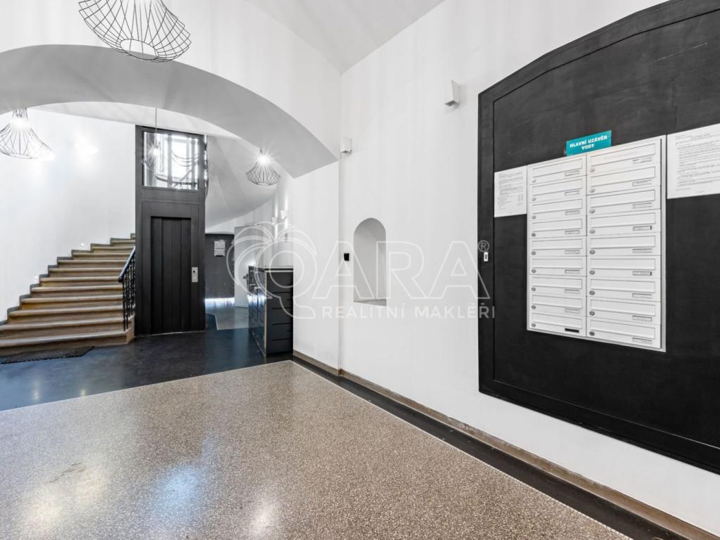 Pronájem bytu 3+kk 123 m2, Praha – náhled fotky 15