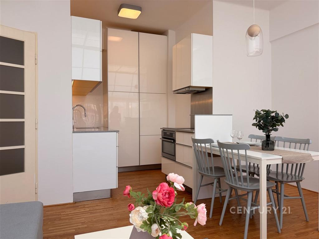 Pronájem bytu 2+kk 48 m2