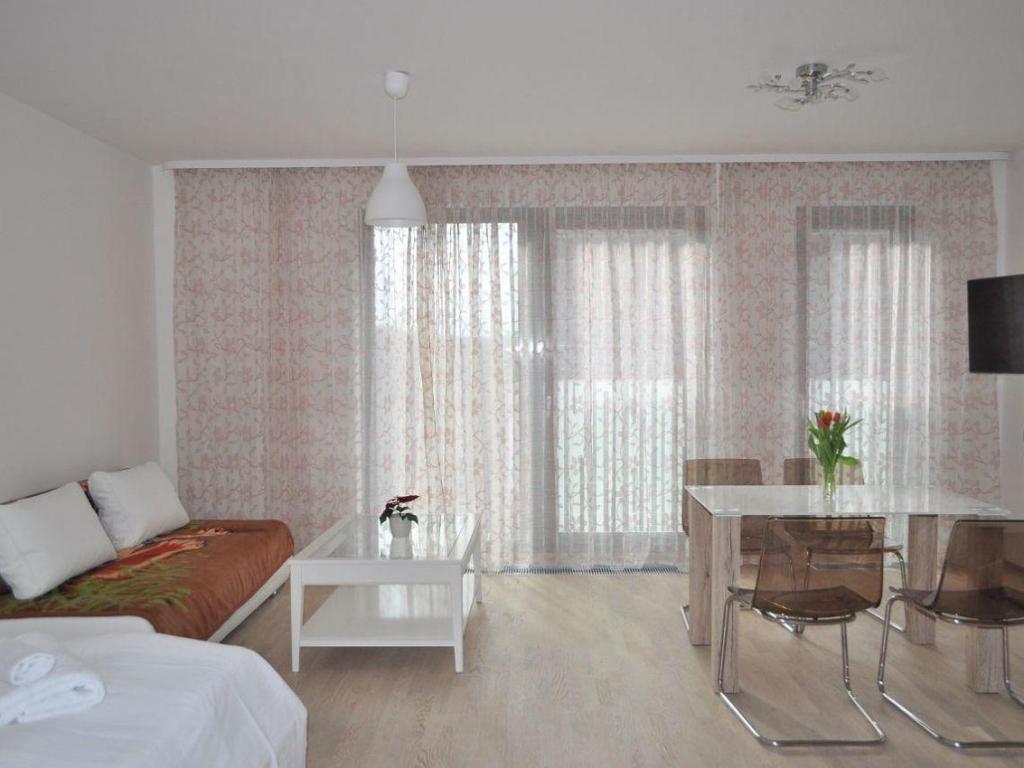 Pronájem bytu 1+kk 40 m2