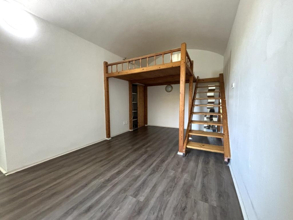 Pronájem bytu 1+1 36 m2