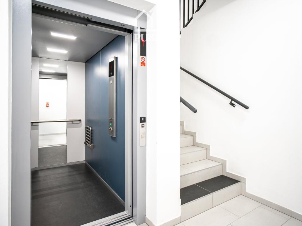 Pronájem bytu 1+kk 40 m2, Plzeň – náhled fotky 24