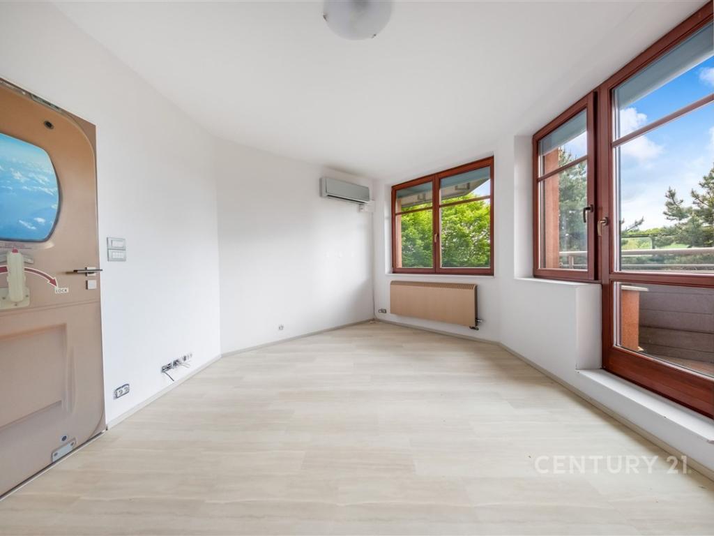 Pronájem bytu 2+kk 54 m2