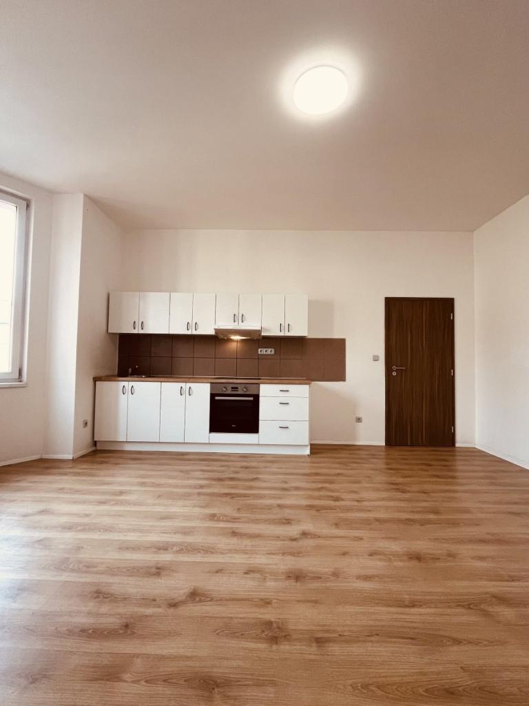 Pronájem bytu 2+kk 52 m2