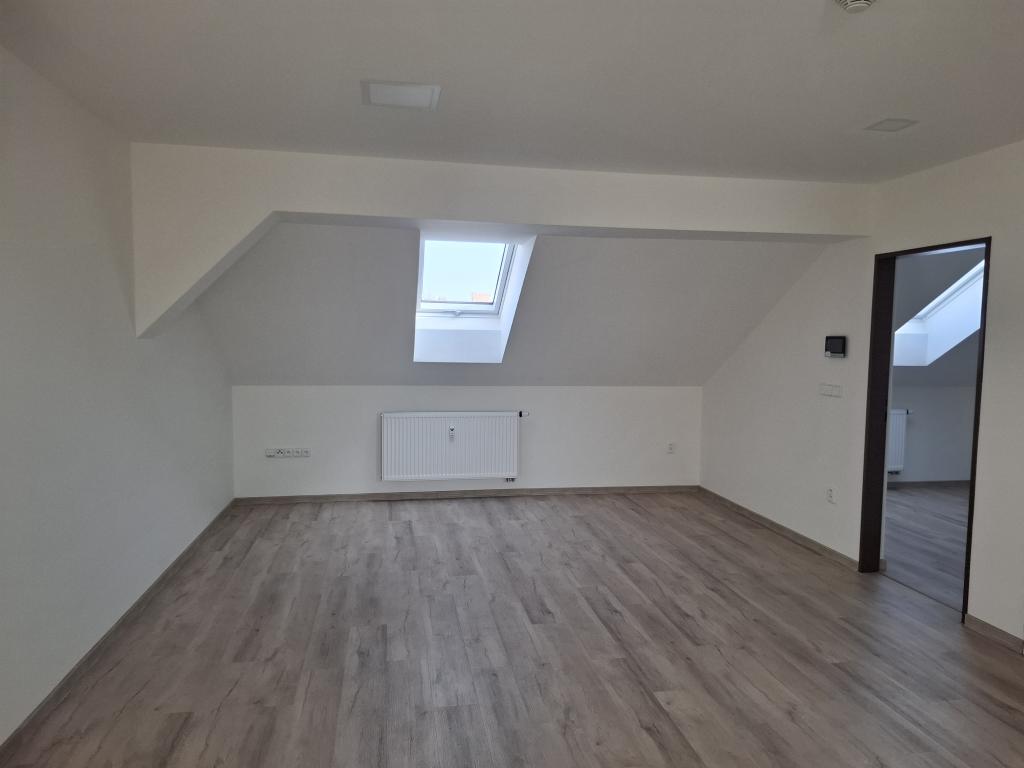 Pronájem bytu 2+kk 50 m2