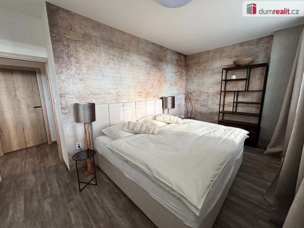Pronájem bytu 2+kk 90 m2