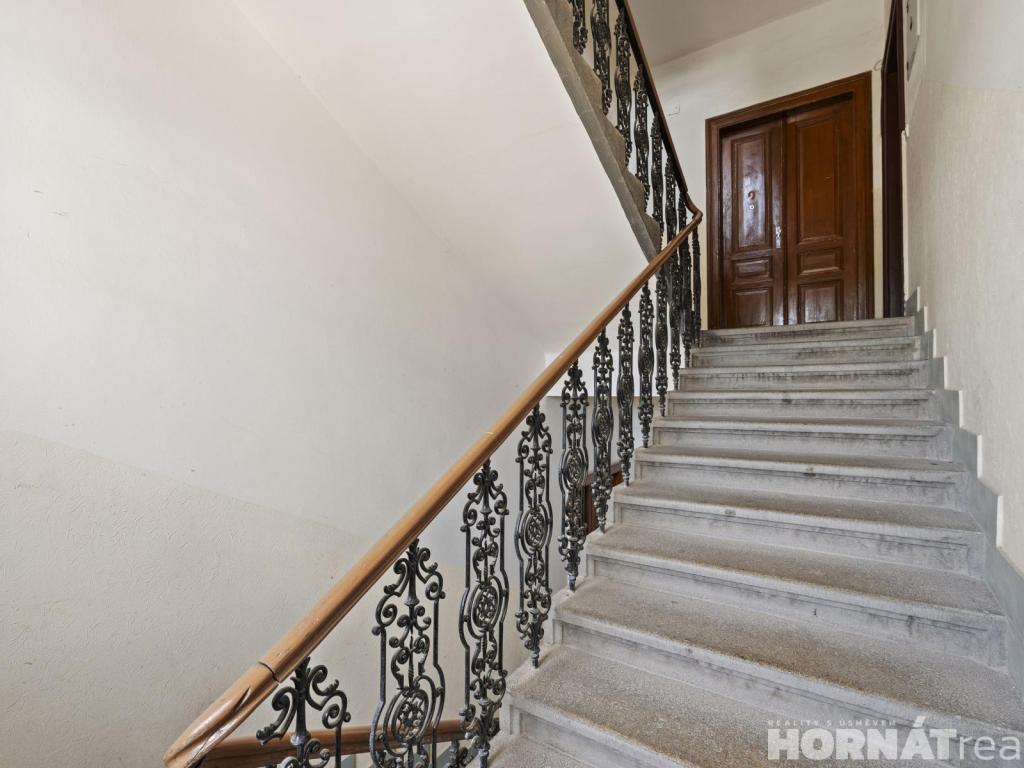 Pronájem bytu 1+kk 28 m2, Praha – náhled fotky 12