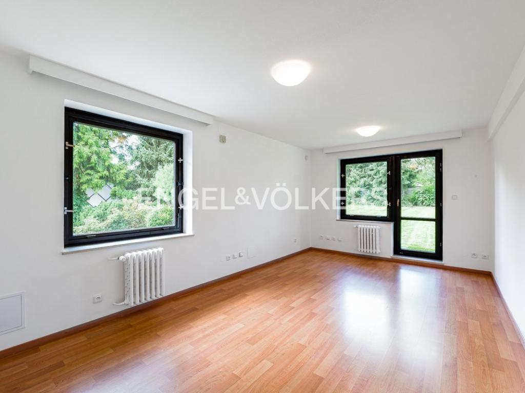 Pronájem domu 417 m2, Praha – náhled fotky 7