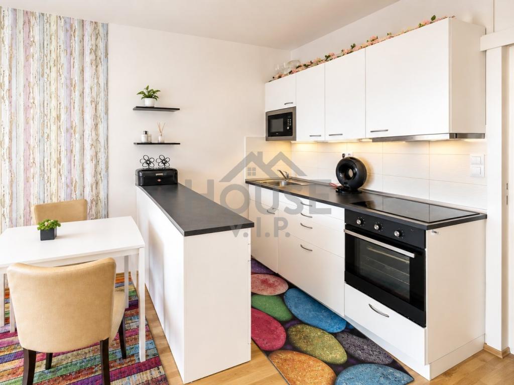 Prodej bytu 1+kk 31 m2, Praha – náhled fotky 6