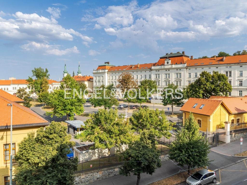 Pronájem bytu 2+1 55 m2