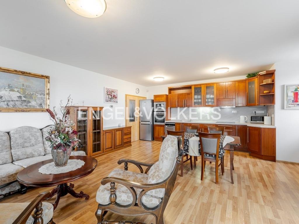Pronájem bytu 3+kk 110 m2