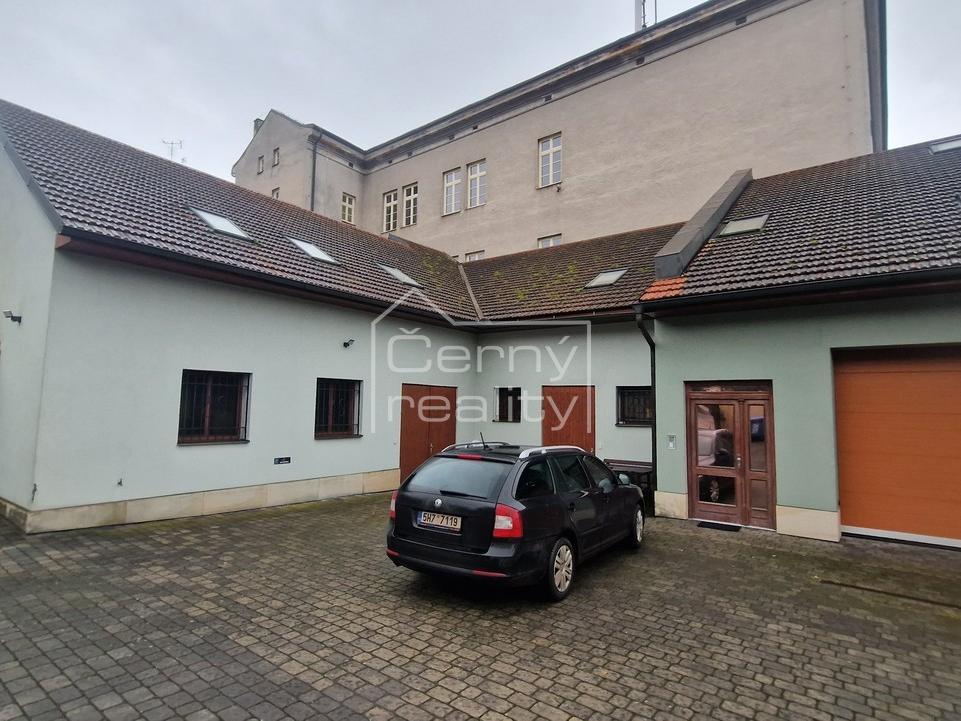 Pronájem bytu 1+kk 50 m² – pohled 6