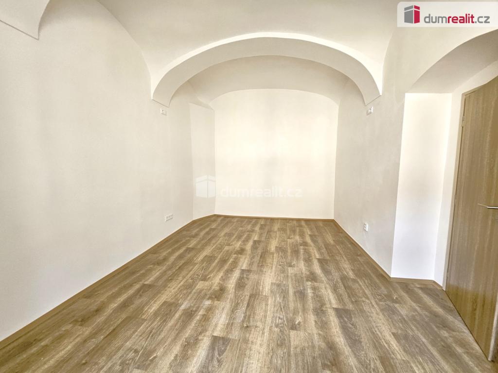 Pronájem bytu 1+1 59 m2